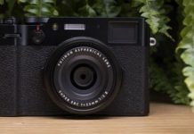 Ruce na: Fujifilm X100V recenze