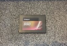 Integrovaná interní revize SSD 1TB P Series 5