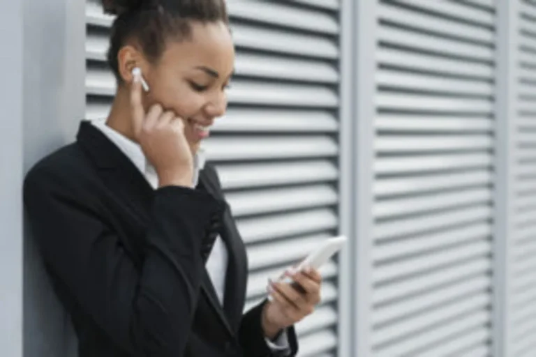 Solución de problemas de los AirPods: Comprender el problema de la pausa