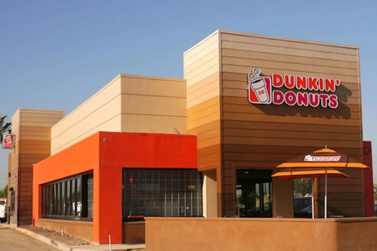 Una filiale Dunkin' Donuts