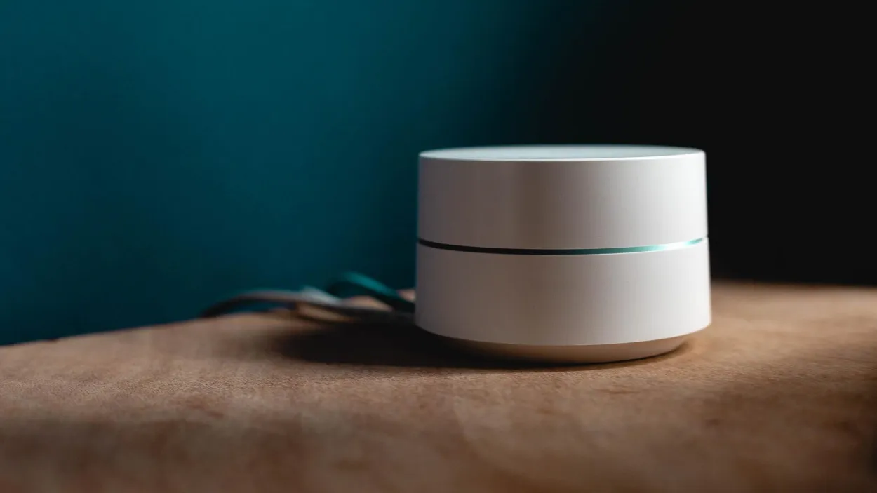 Image of a googles wifi router.