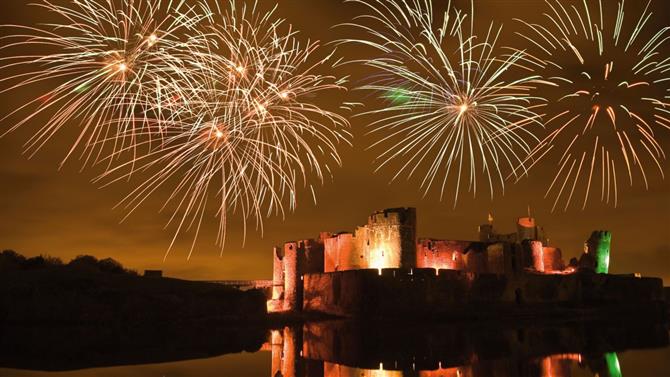 how-to-photograph-fireworks-in-7-easy-steps