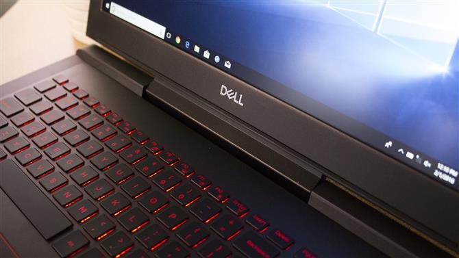 Dell 15 7000 game. Dell Inspiron 15 7000. Dell Inspiron 15 7000 клавиатура. Dell Inspiron 15 клавиатура с подсветкой. Dell Inspiron 15 7000 Gaming клавиатура.