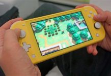 Ruce na: Nintendo Switch Lite recenze