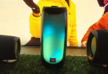 Ruce na: Recenze JBL Pulse 4