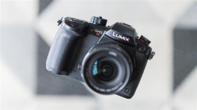 panasonic-lumix-gh5s